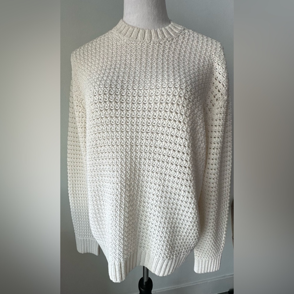 NWT Vince White Cable Knit Oversized Crew Neck Sweater.  Size M